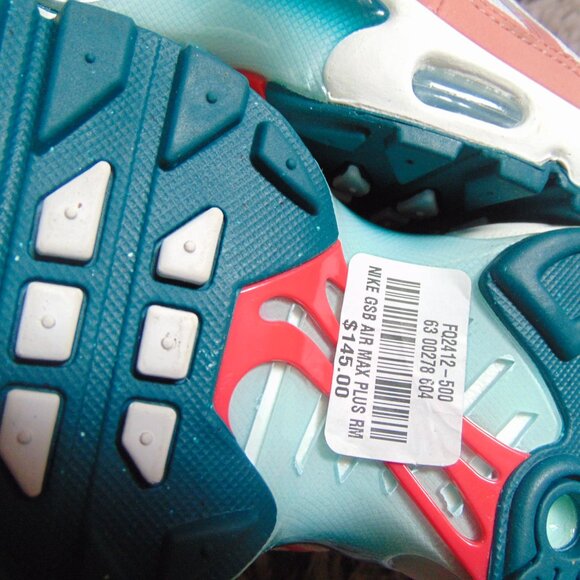 BRAND NEW Nike Air Max Plus (GS) white/Siren red/stardust  WITH BOX - Picture 5 of 7